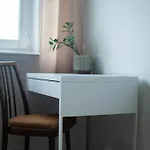 Spacious Apartment In Wola By Ecru Wwa91